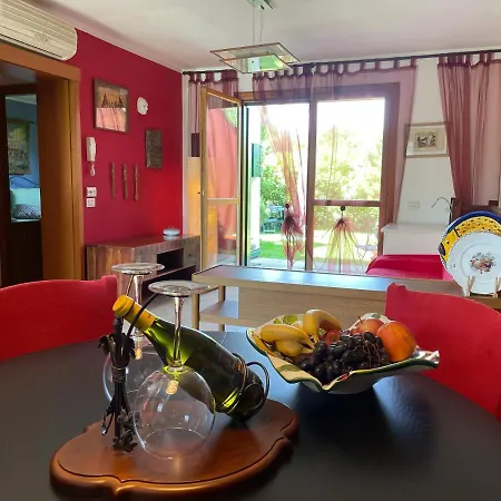 アパート Lunasole Casa Mare アプリーリア・マリッティマ